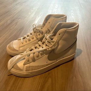 Nike Blazer Mid ‘77 Women